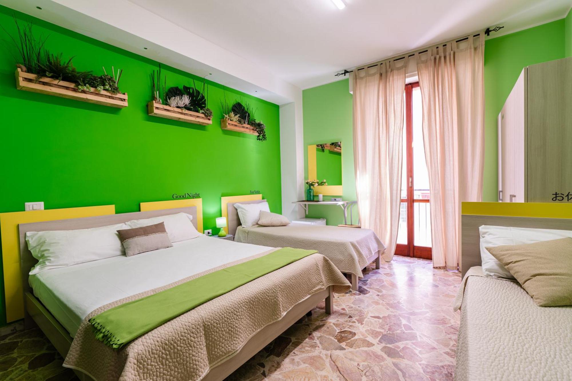 Santa Croce Rooms Barletta Bagian luar foto